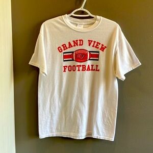 Grand View University Iowa GV Football Men’s T-Short Size Medium